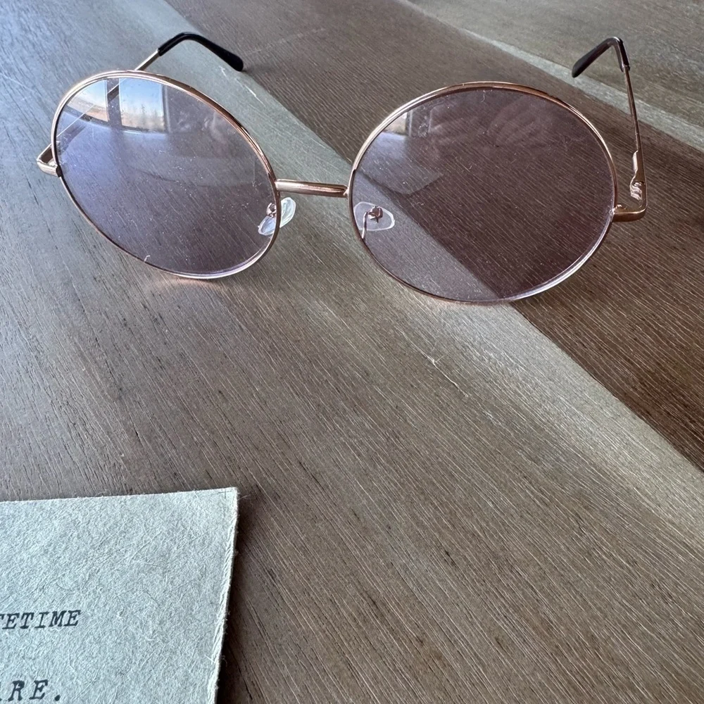Rose Gold Round Glasses